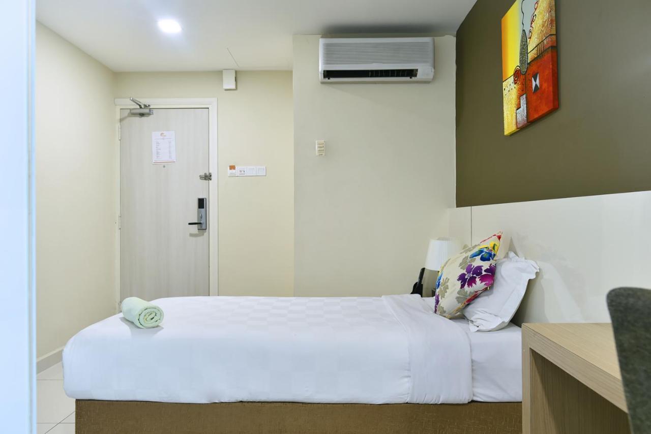 Hotel Mornington Bukit Permata Lumut Esterno foto